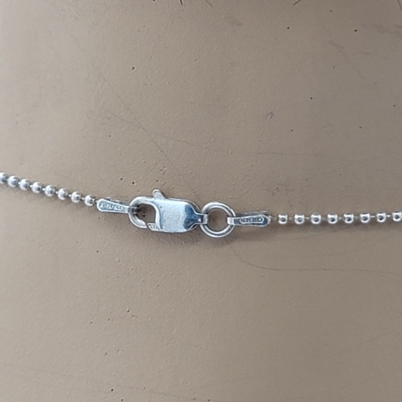 Sterling Italian Silver Wonderful Detailed Pendant Necklace - Picture 4 of 5